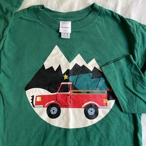 Hanna Andersson soft long sleeve tee size US 8 / 130 cm. Like new & so cute!